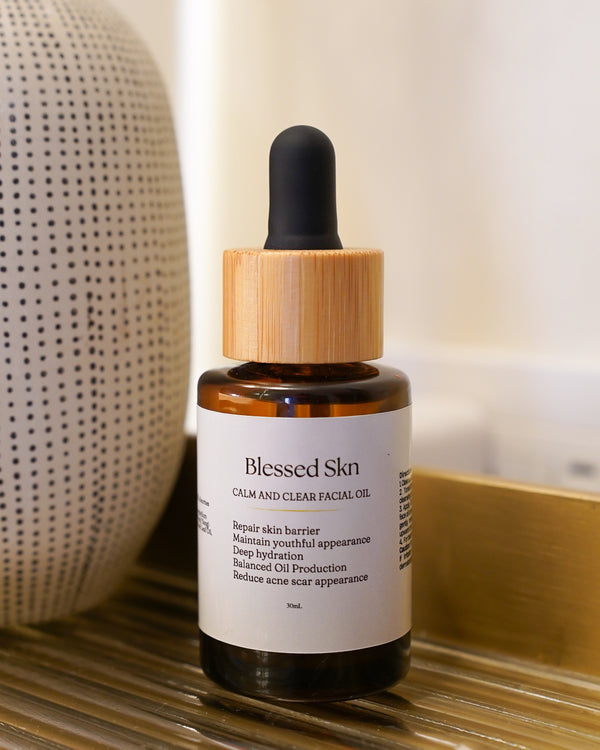 Calm and clear facial oil