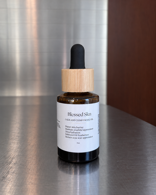 Calm and clear facial oil